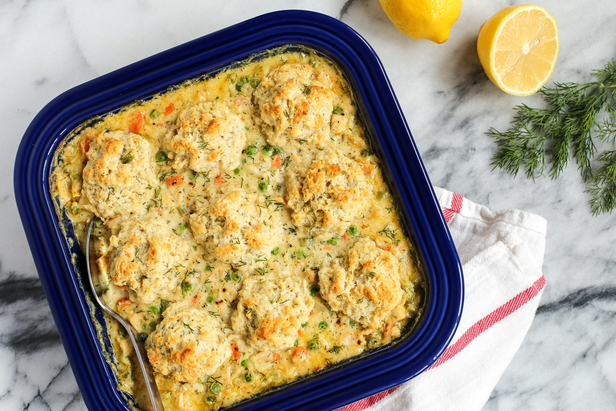 Classic tuna noodle casserole i love this classic tuna noodle casserole so ...