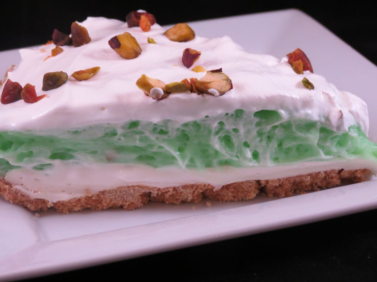 Pistachio Pudding Dessert
 30 Minute or Less Pistachio Pudding Pie