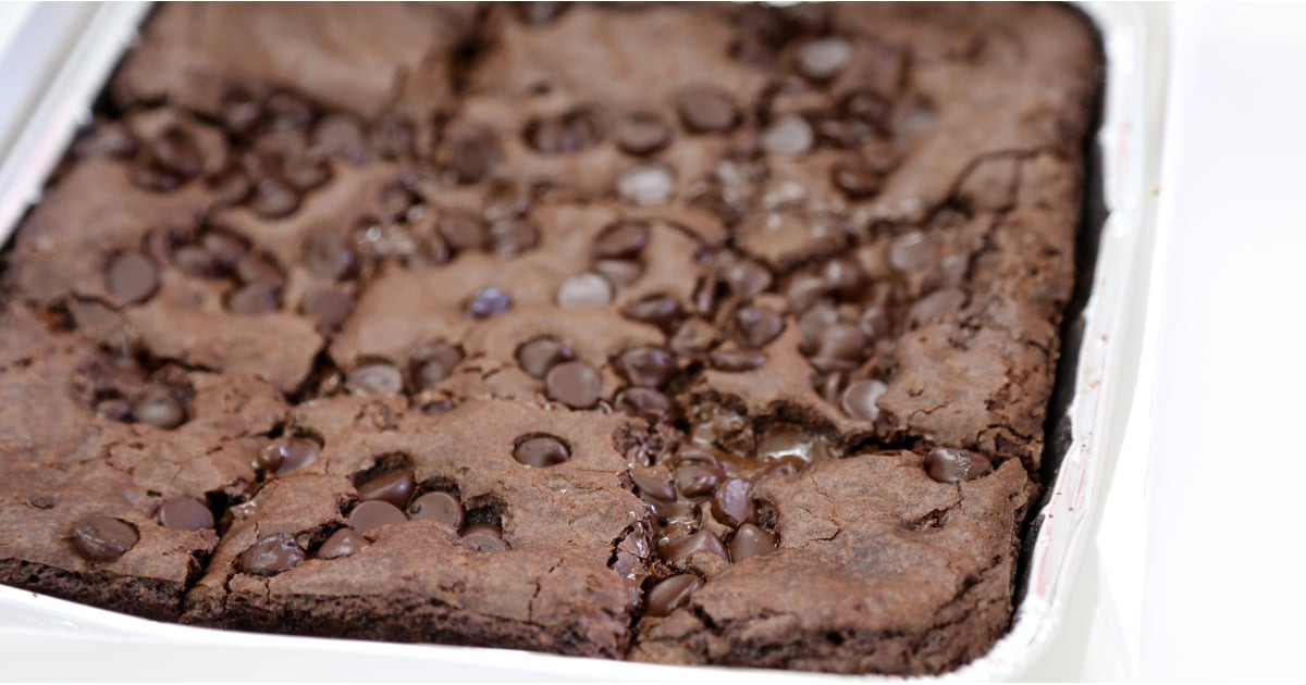Pizza Hut Brownies
 Pizza Hut Hershey s Brownies Review