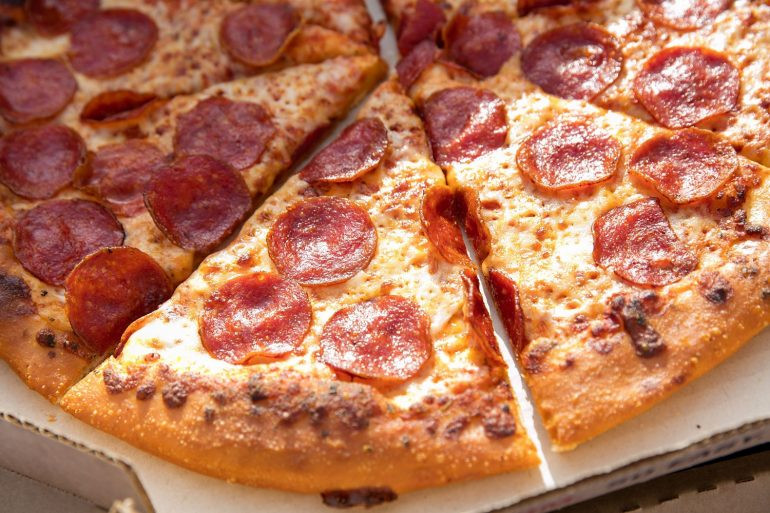 Pizza Hut Pepperoni Lover'S
 Pizza Hut National Pepperoni Pizza Day Deal DWYM