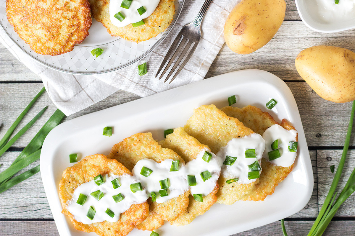 Polish Potato Pancakes
 Polish Potato Pancakes w Sour Cream & Chives