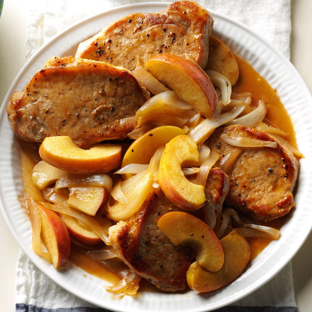 Pork Chops And Apples Recipe
 Skillet Pork Chops with Apples & ion Recipe