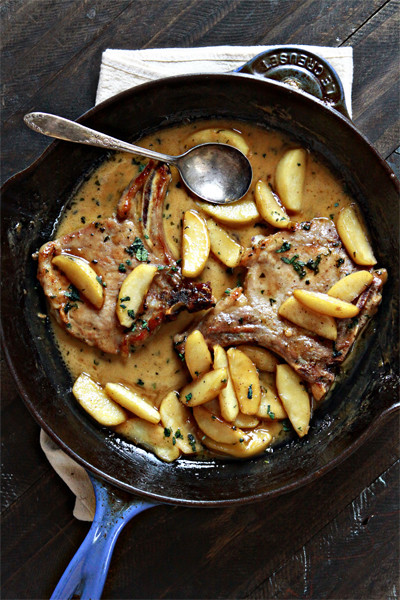 Pork Chops And Apples Recipe
 Apple Cider Sage Pork Chops with Caramelized Apples