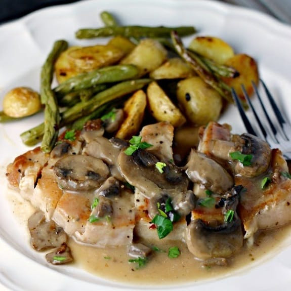 Pork Chops And Mushrooms
 Seared Pork Chops with Mushroom Gravy Magic Skillet