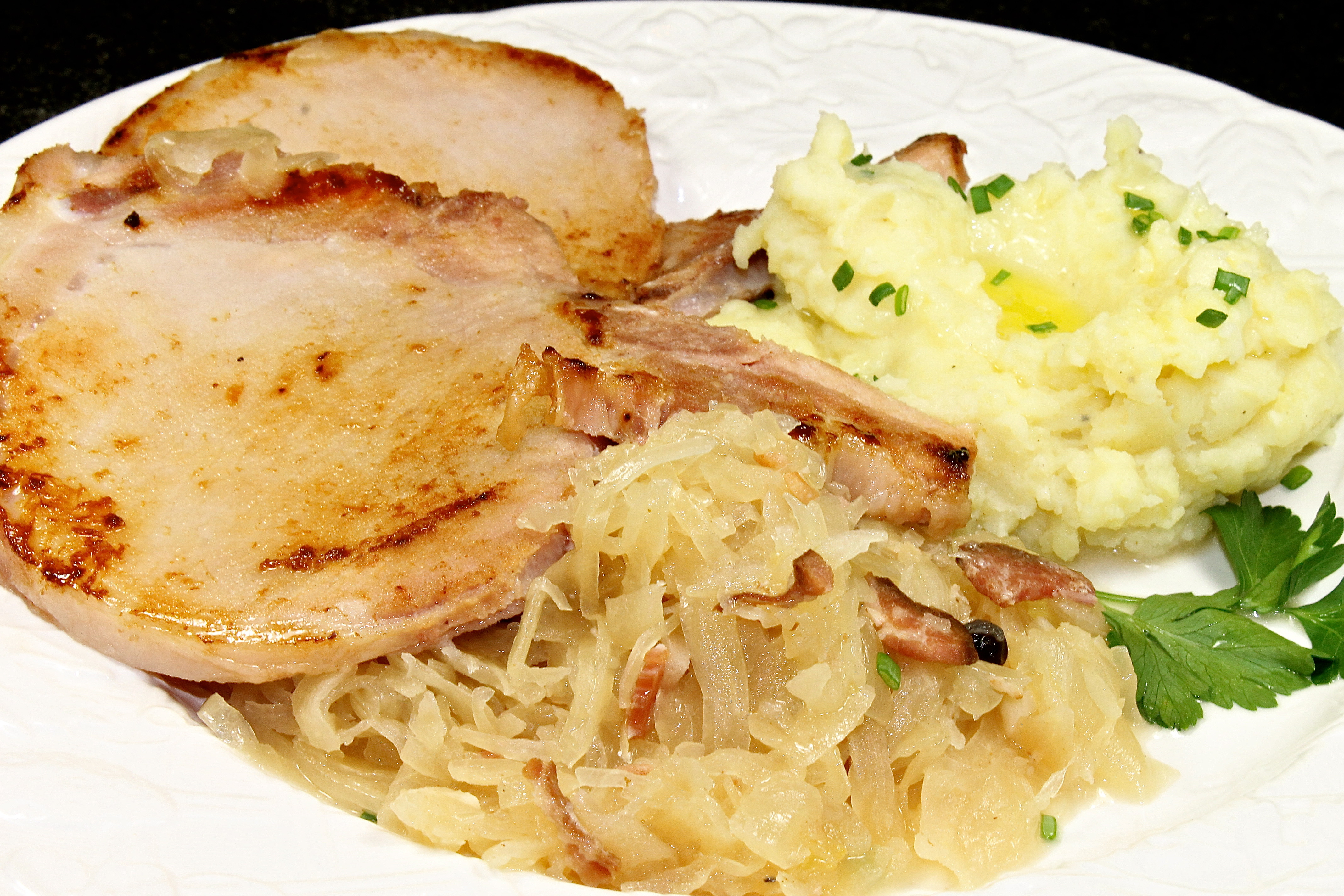 Pork Chops And Sauerkraut
 Smoked Pork Chops With Sauerkraut