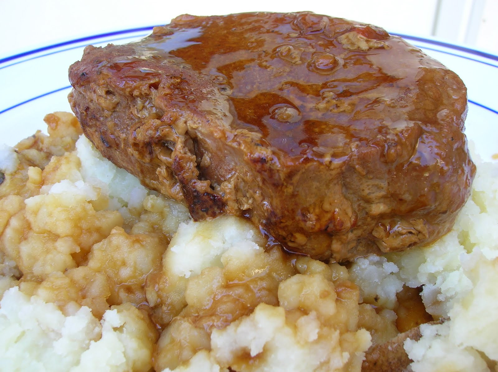 Pork Chops In The Slow Cooker
 Slow Cooker San Francisco Pork Chops