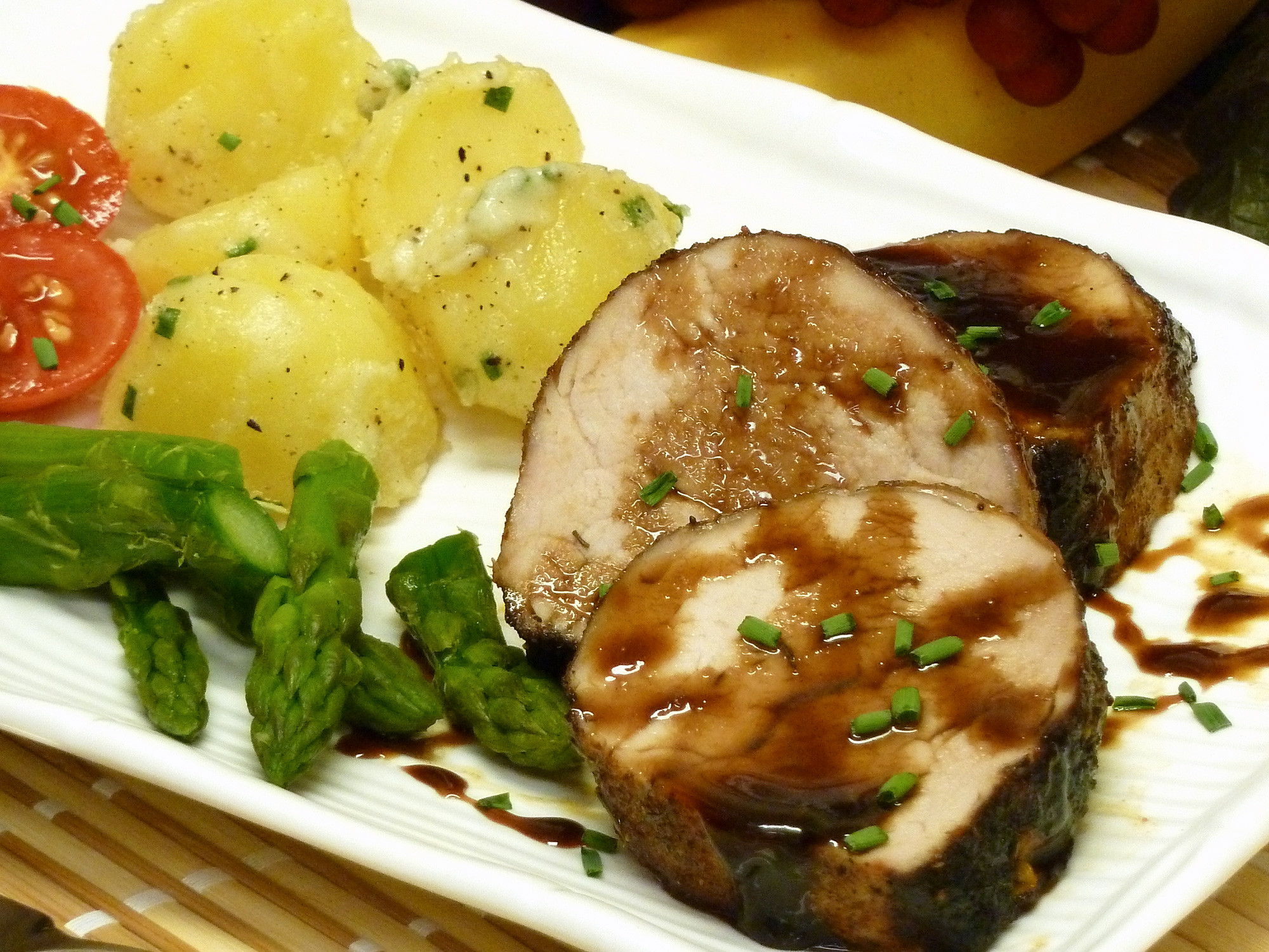 Pork Loin Vs Pork Tenderloin
 Pork Loin vs Pork Tenderloin Differences Peg s Home Cooking