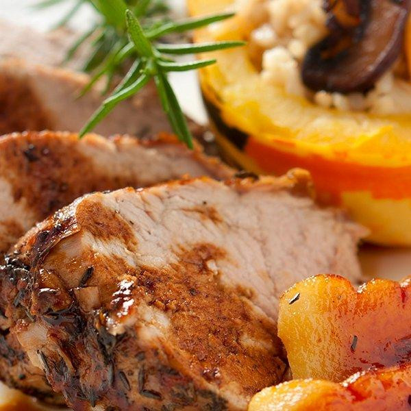 Pork Loin With Apples
 Slow Cooker Pork Tenderloin with Sweet Potatoes and Apples