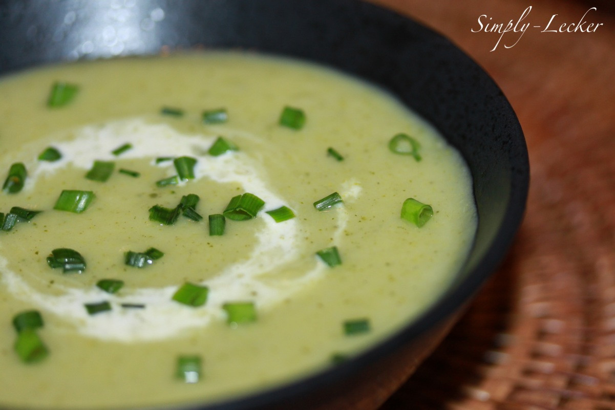 Potato Broccoli Soup
 Simply Lecker Potato and Broccoli Soup