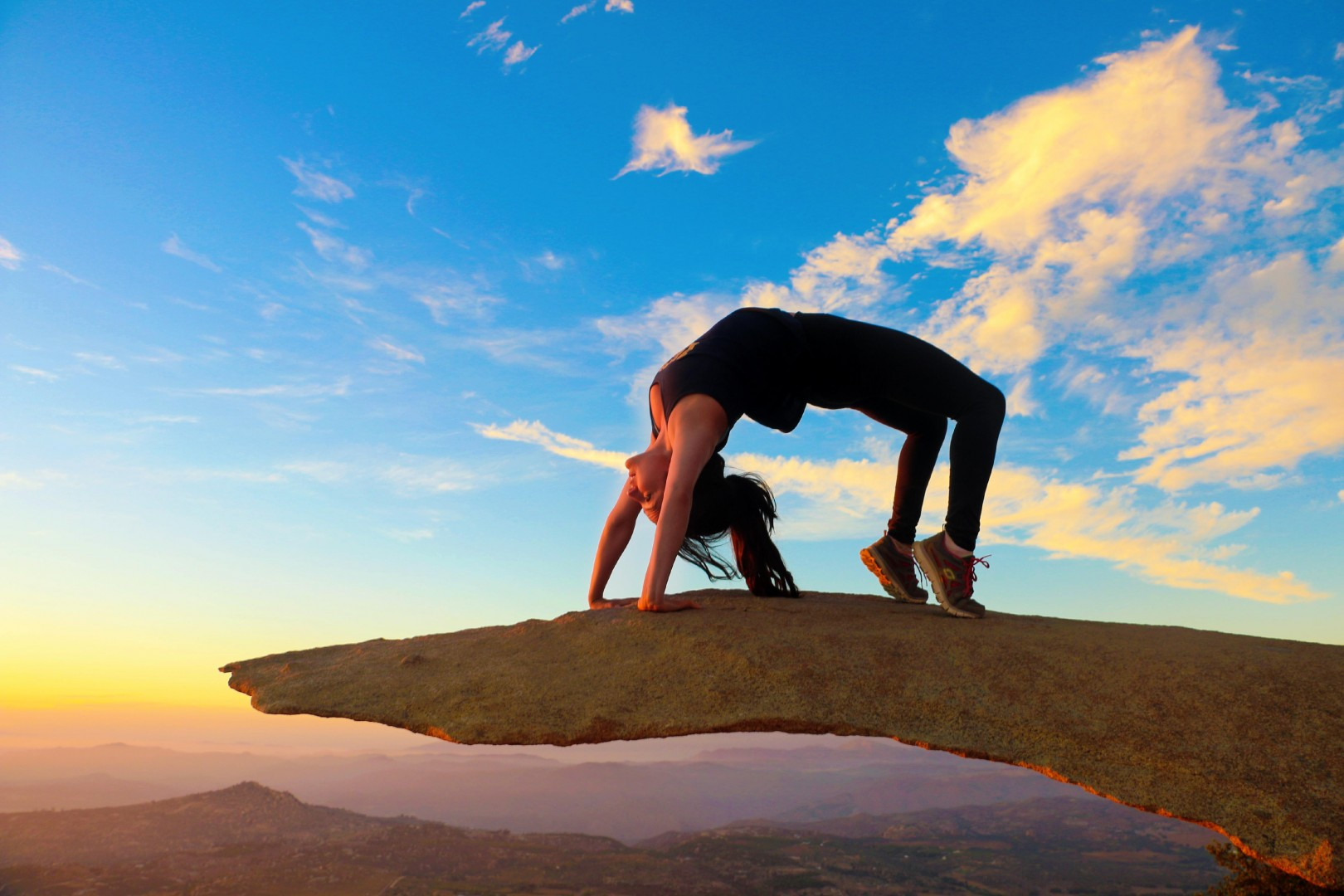 Potato Chip Rock
 5 Tips to Hiking to THE Potato Chip Rock San Diego