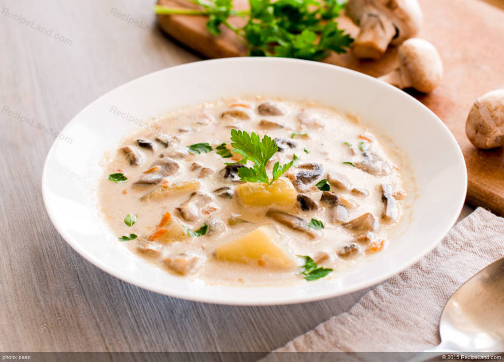 Potato Mushroom Soup
 Mom s Potato Mushroom Soup Recipe