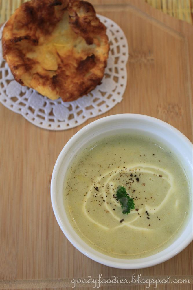 Potato Onion Soup
 GoodyFoo s Recipe Leek ion and Potato Soup