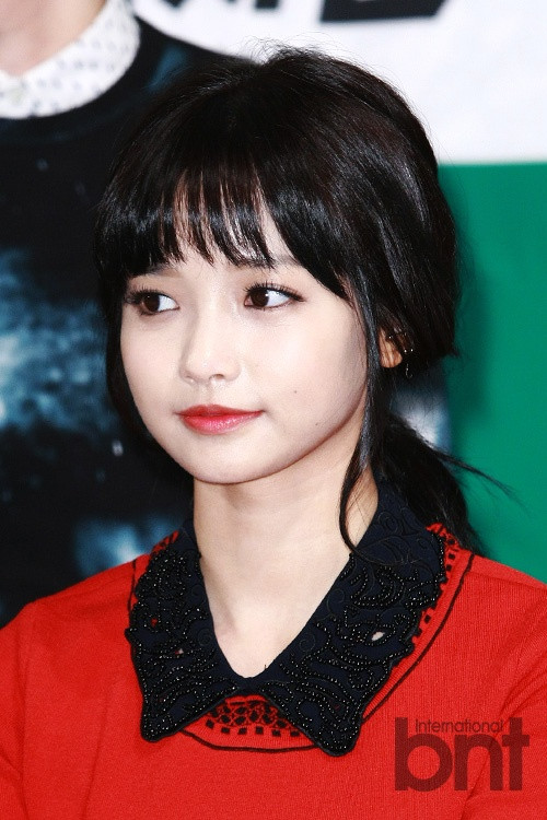 Potato Star 2013 Qr3
 BNTNews [bnt photo] Ha Yeon soo to fluant her doll like face