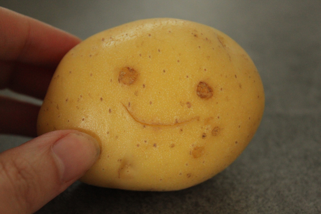 Potato With A Face
 Sept 11 10 Happy face potato