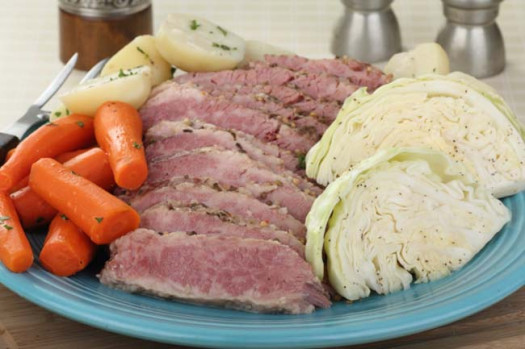 Pressure Cooker Corned Beef And Cabbage
 Wolfgang Puck s Pressure Cooker Corned Beef and Cabbage