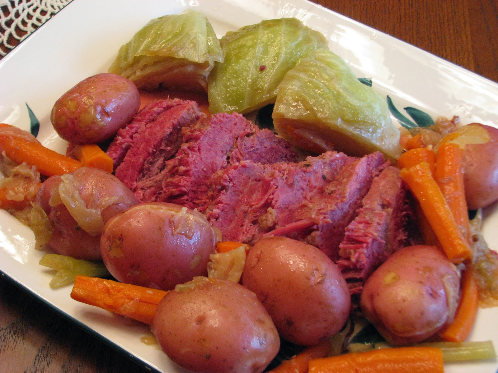Pressure Cooker Corned Beef And Cabbage
 TheFultonGirls Pressure Cooker Corned Beef and Cabbage