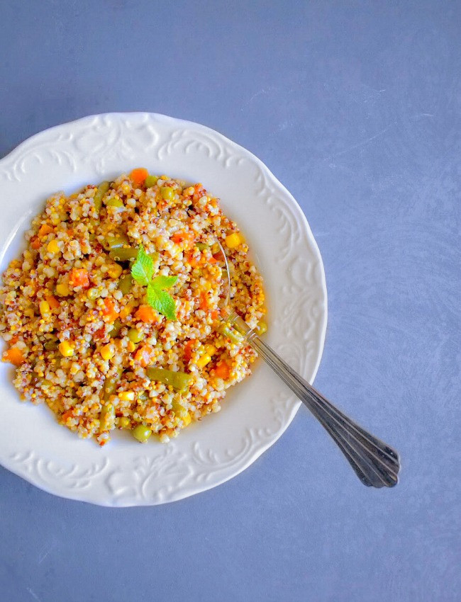 Pressure Cooker Quinoa
 Quick Ve able Quinoa Pilaf Pulao using Pressure Cooker XL