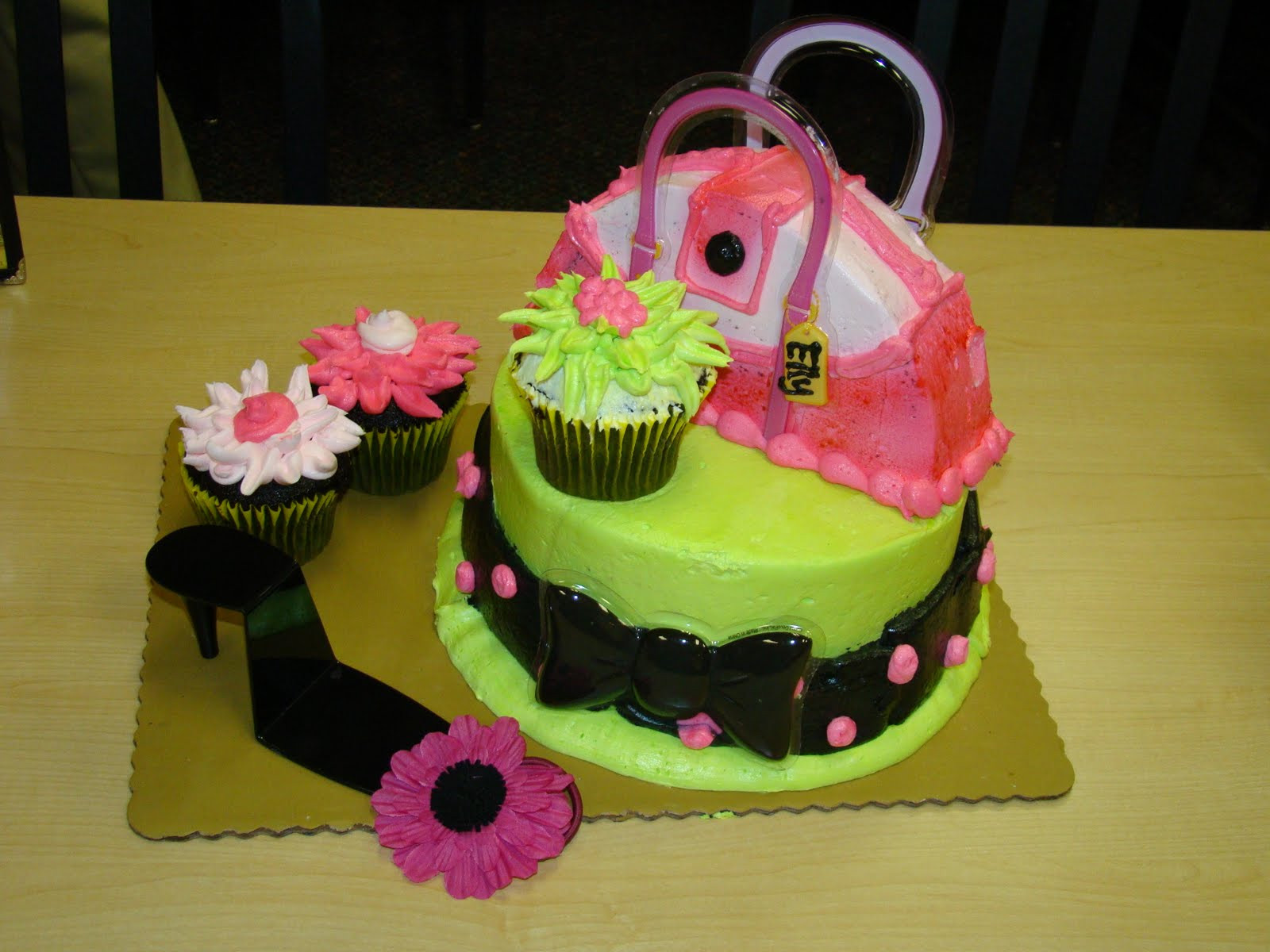 Publix Birthday Cake
 Publix Cakes Bing images