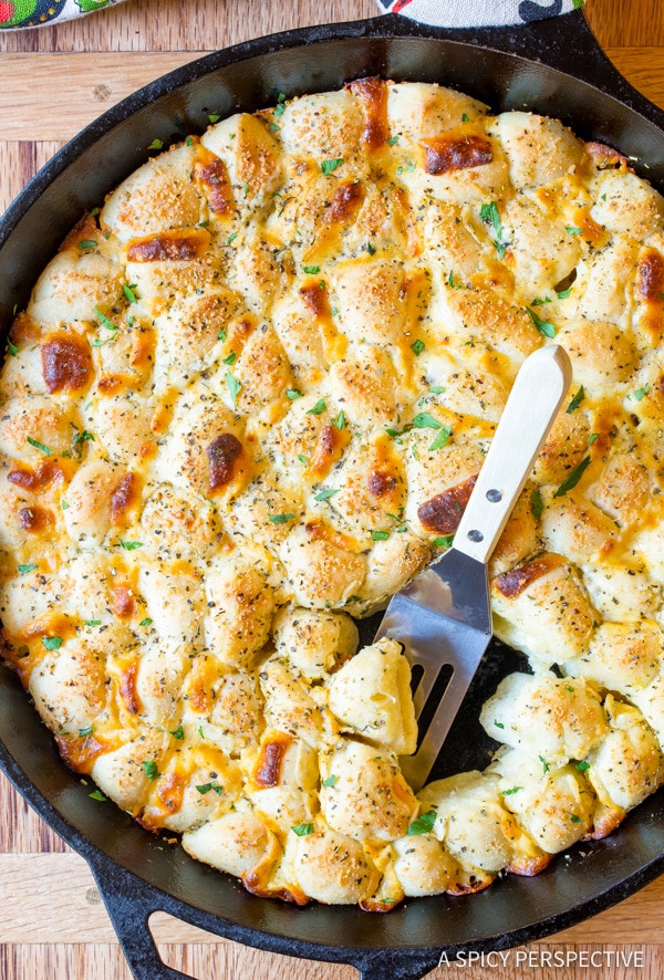 Pull Apart Garlic Bread
 Cheesy Garlic Pull Apart Bread A Spicy Perspective