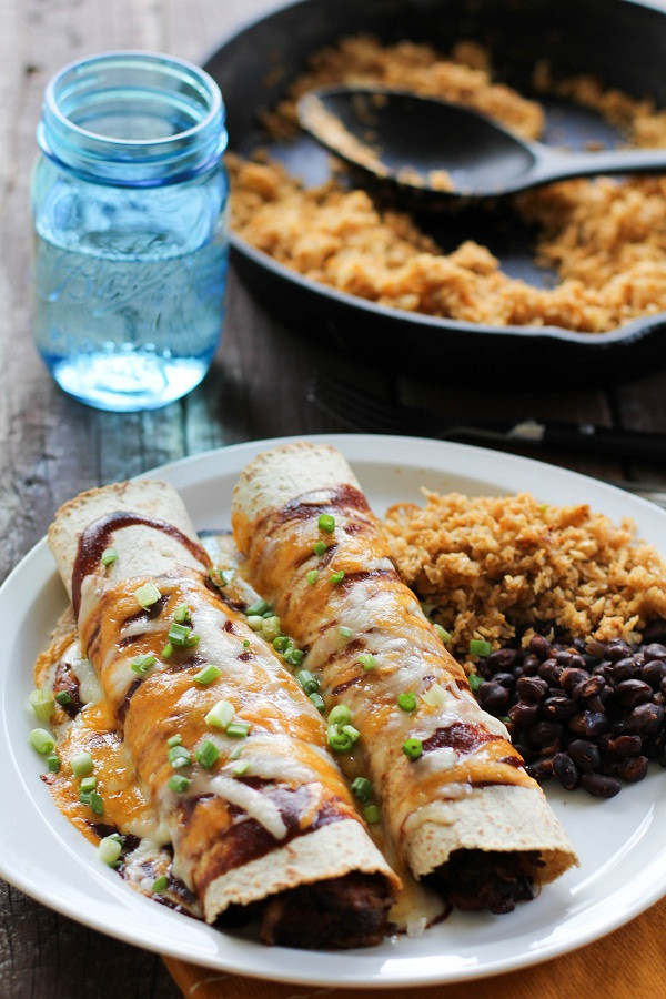 Pulled Pork Enchiladas
 BBQ Pulled Pork Enchiladas