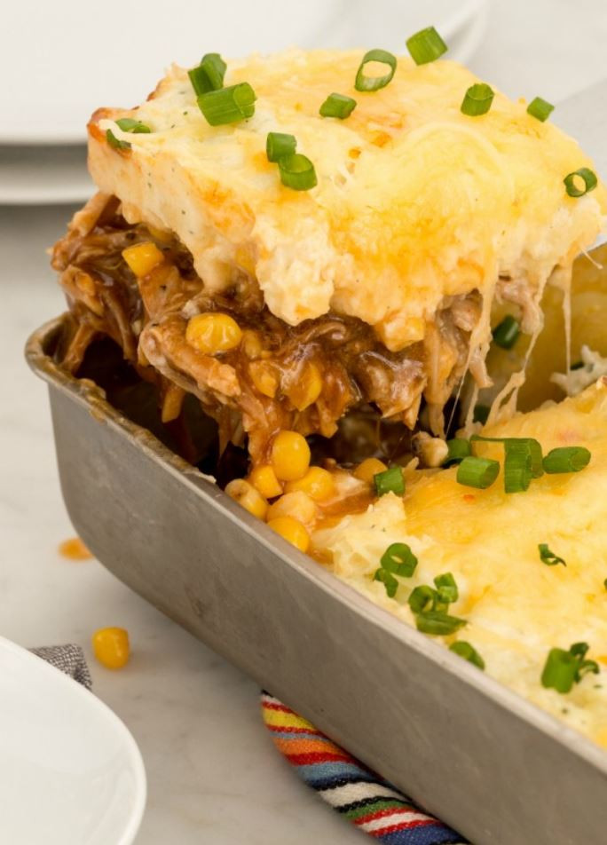 Pulled Pork Shepherd'S Pie
 21 Easy and Delicious Dinner Recipes FeedPuzzle
