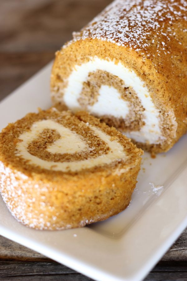 Pumpkin Roll Cake
 30 Amazing Thanksgiving Dishes Swanky Recipes