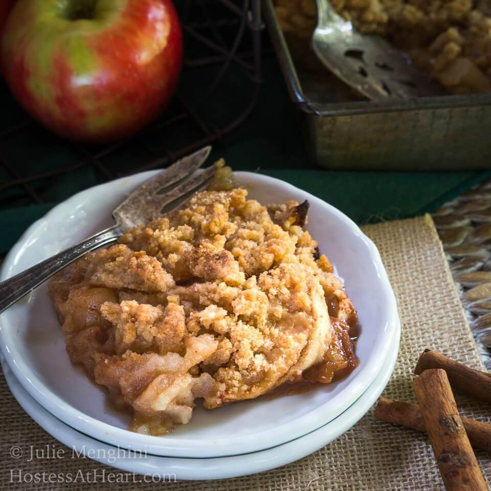 Quick Apple Dessert
 Quick and Easy Apple Crisp Recipe