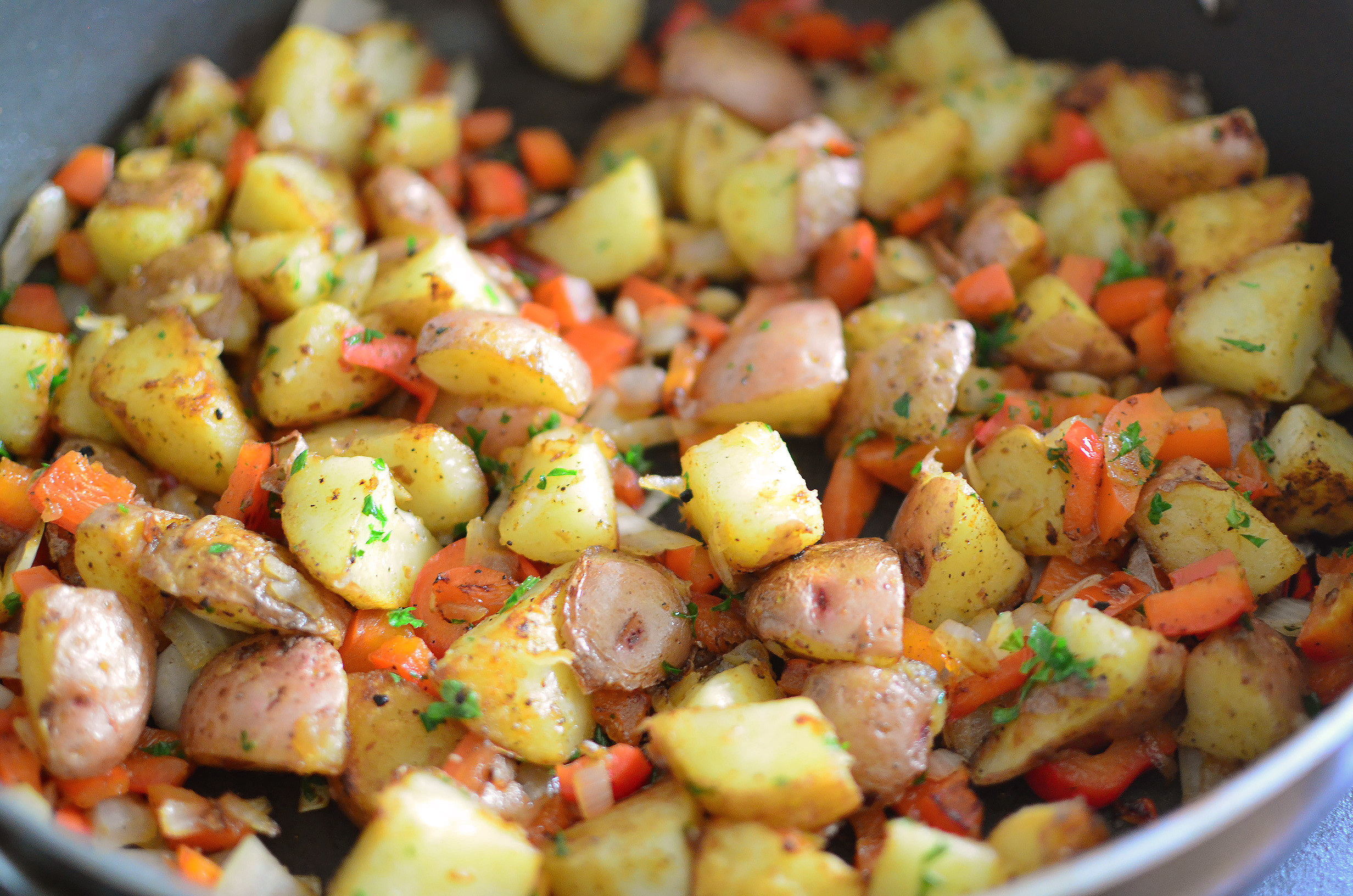 Quick Breakfast Potatoes
 Quick and Easy Breakfast Potatoes Simple Sweet & Savory