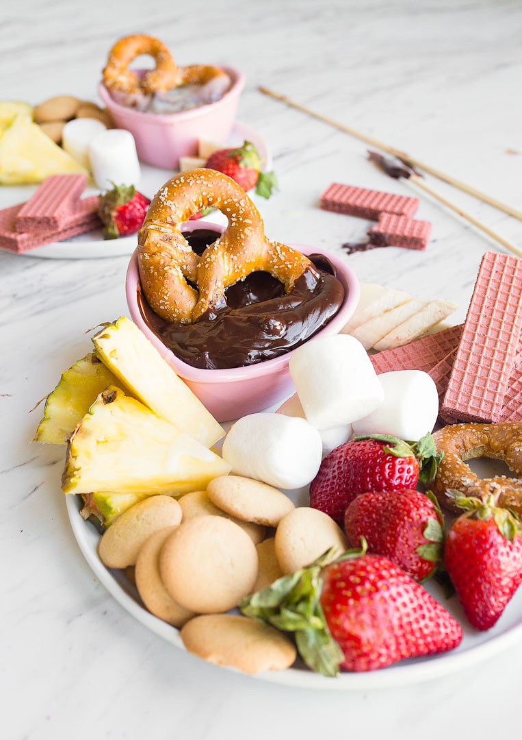 Quick Desserts For Two
 Easy Chocolate Fondue for Two Recipe