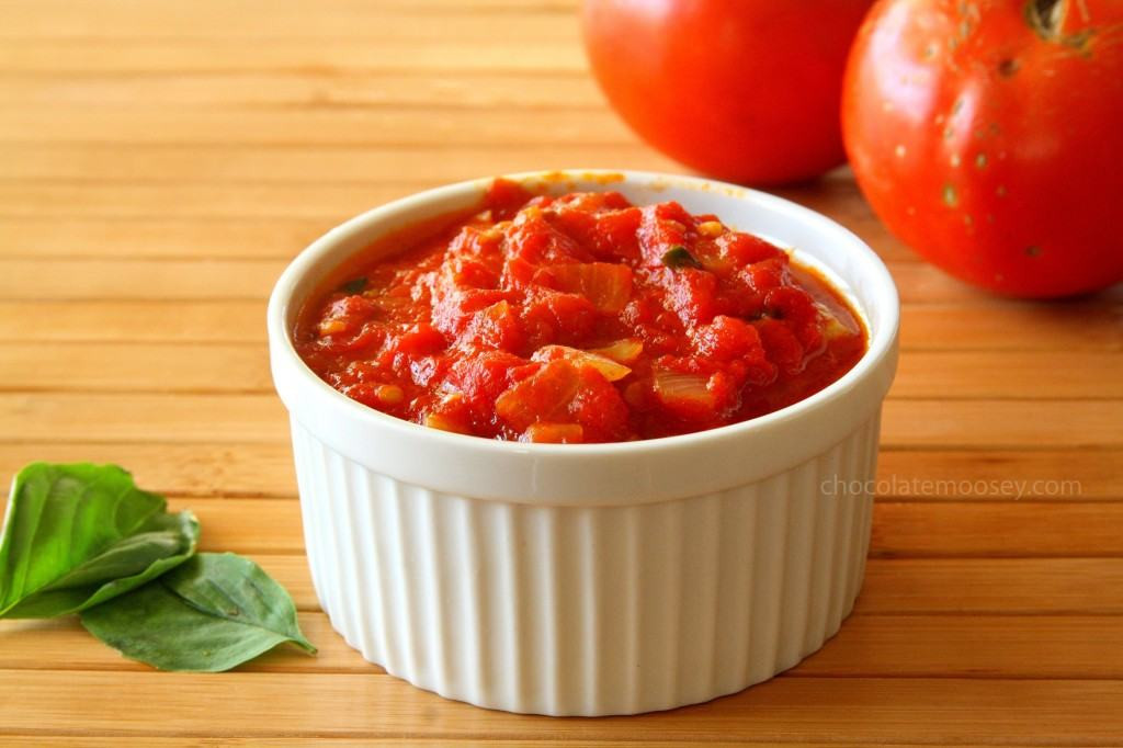 Quick Fresh Tomato Sauce
 Quick and Fresh Basil Tomato Sauce