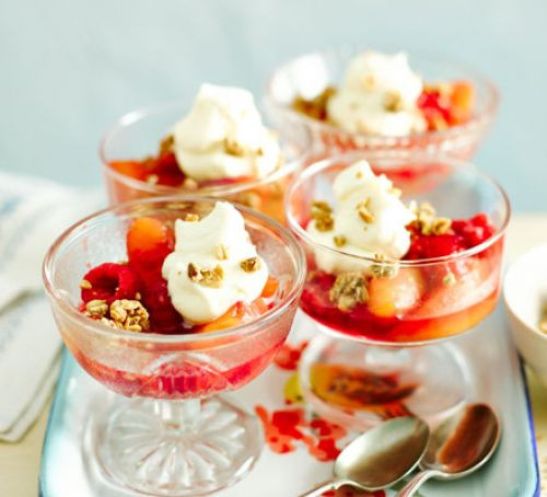 Quick Peach Dessert
 Quick peach Melba crumbles recipe