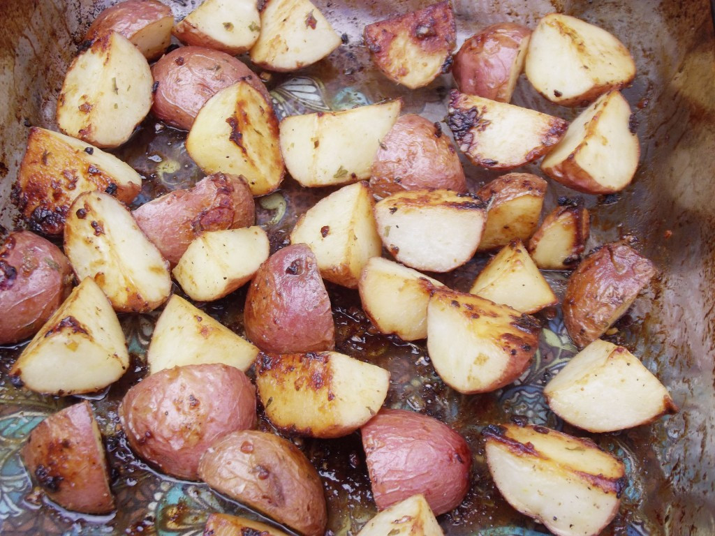 Quick Roasted Potatoes
 Quick and Easy Oven Roasted Red Potatoes