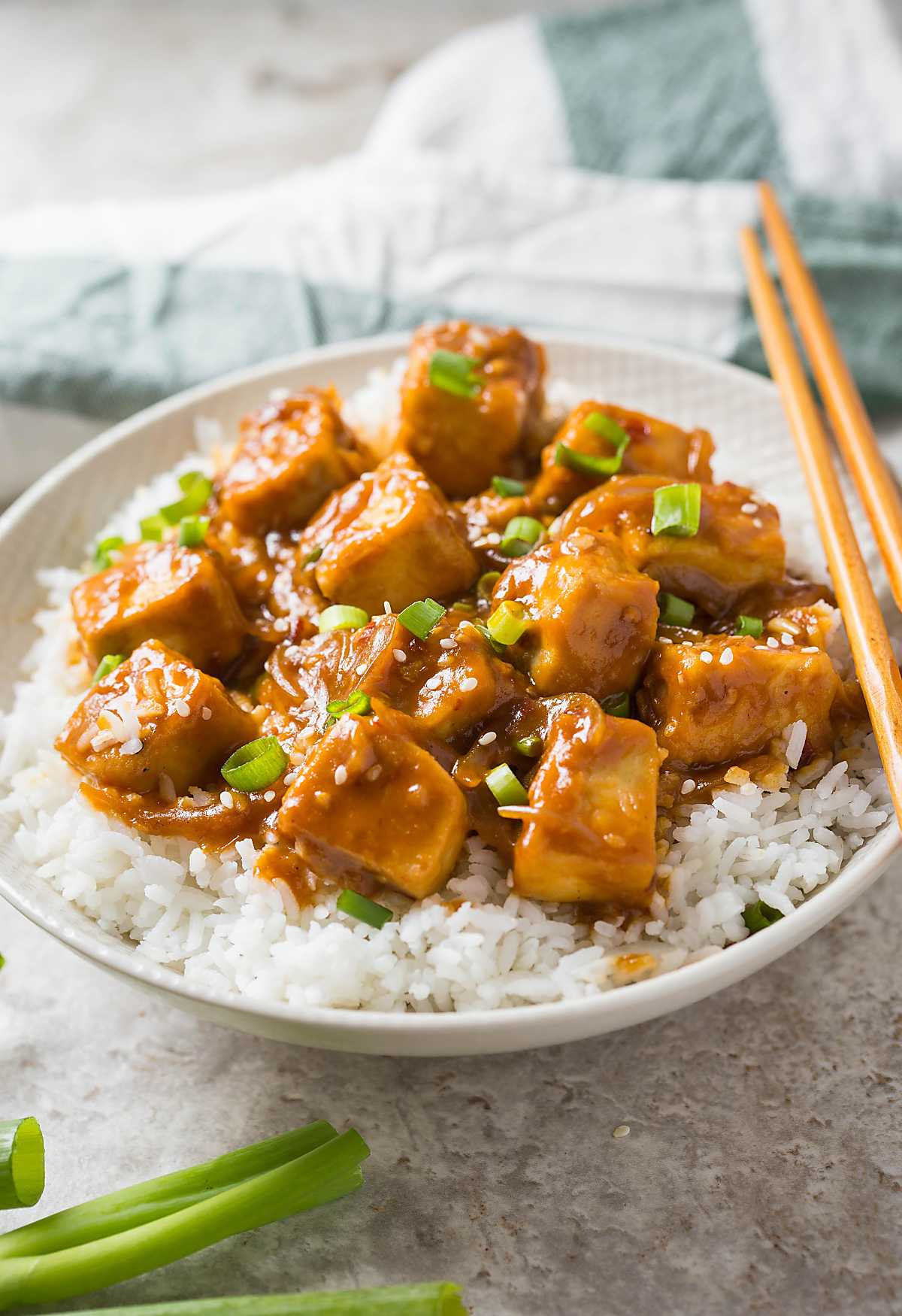 Quick Tofu Recipes
 30 min Healthy Asian chili garlic tofu stir fry e Pan