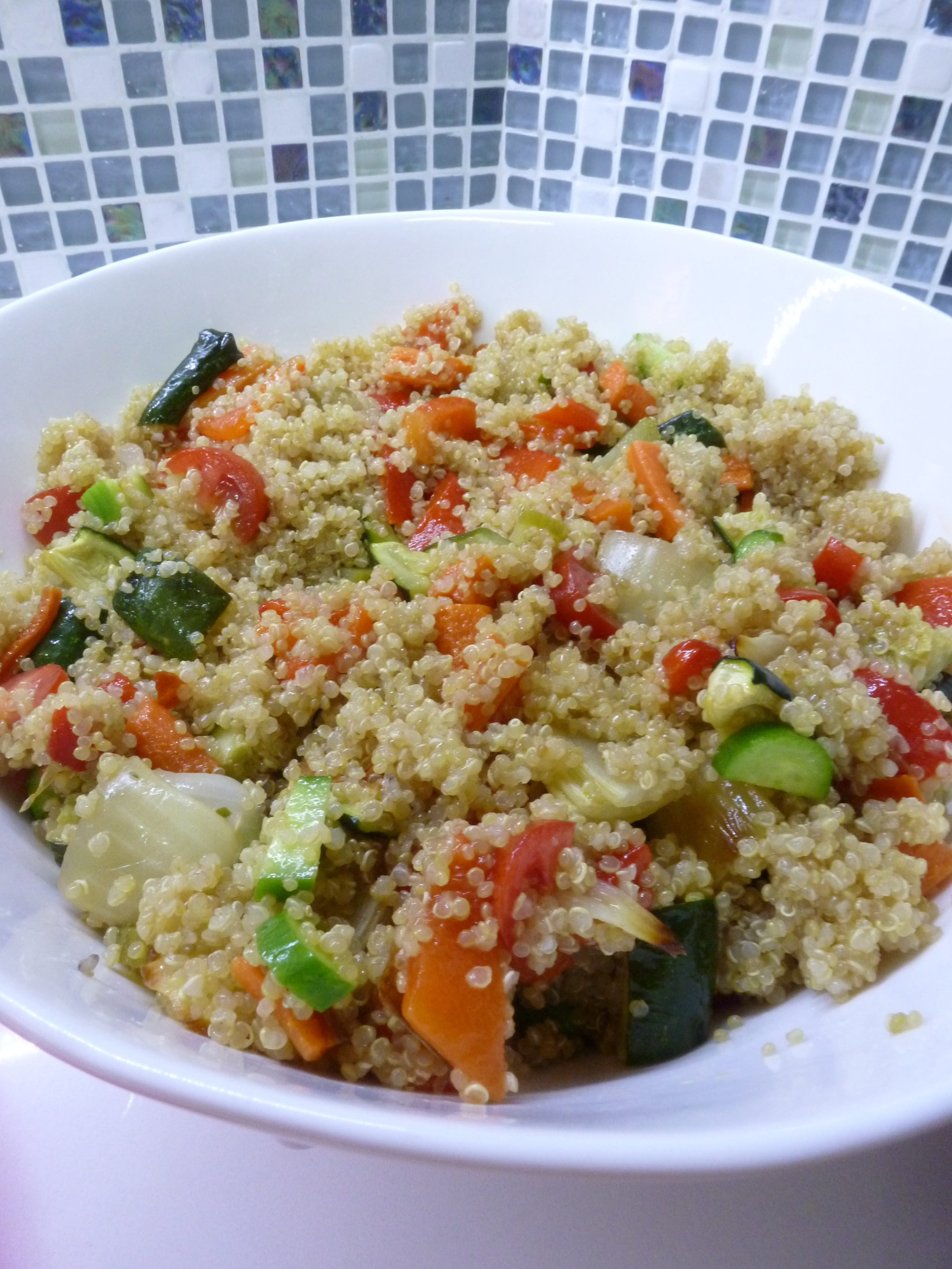Quinoa Kosher For Passover
 Roasted Ve able and Quinoa Salad with Citrus Dressing