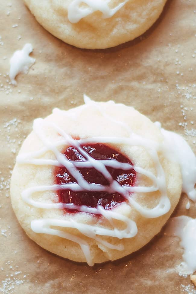 Raspberry Shortbread Cookies
 Raspberry Almond Shortbread Cookies