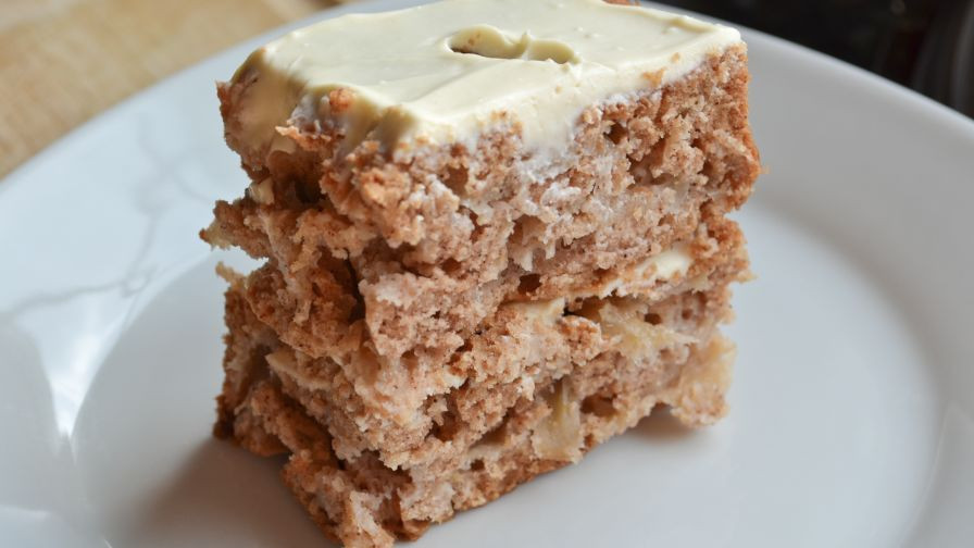 Raw Apple Cake
 german raw apple cake