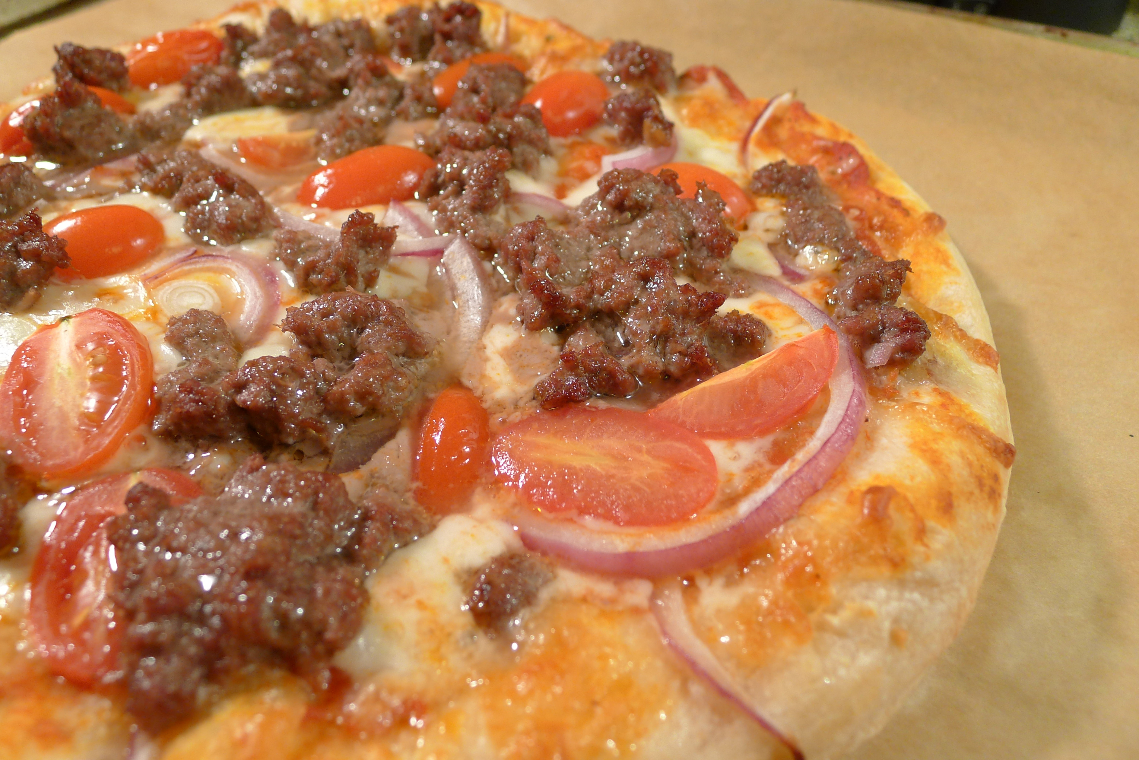 Red Onion Pizza
 Hamburger Grape Tomato and Red ion Pizza