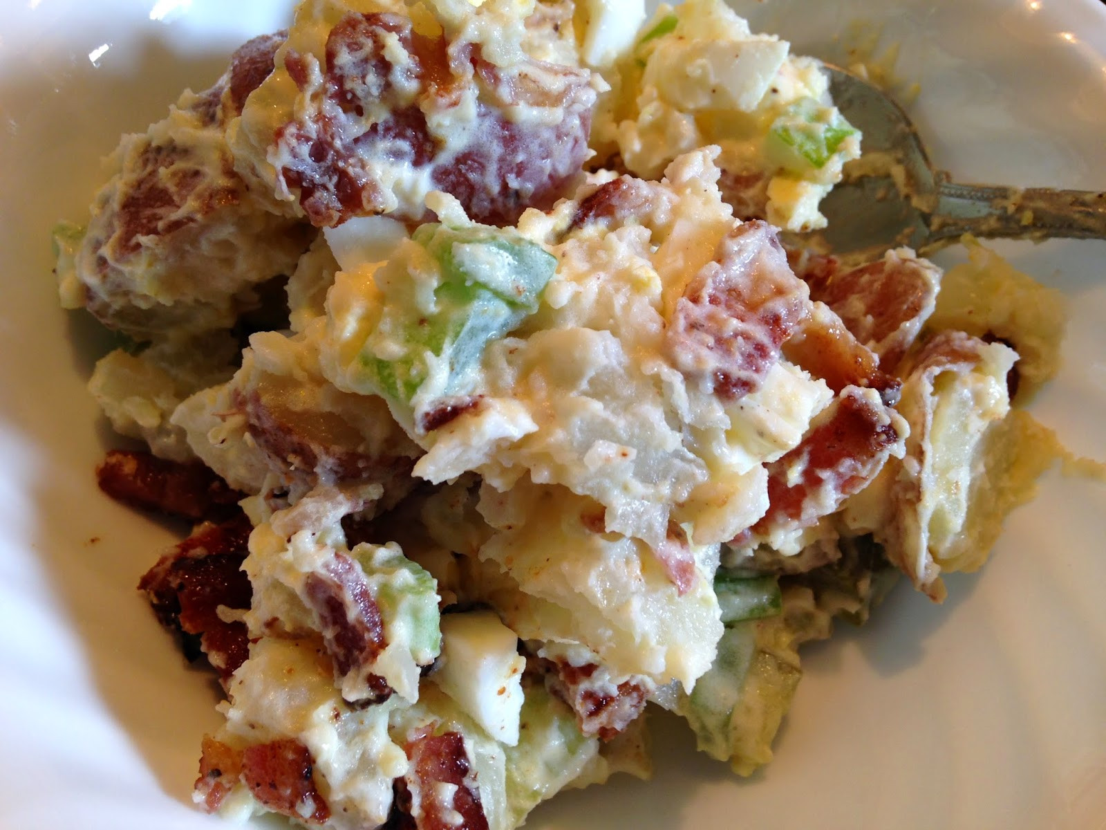 Red Potato Salad With Bacon
 red potato salad with bacon and eggs