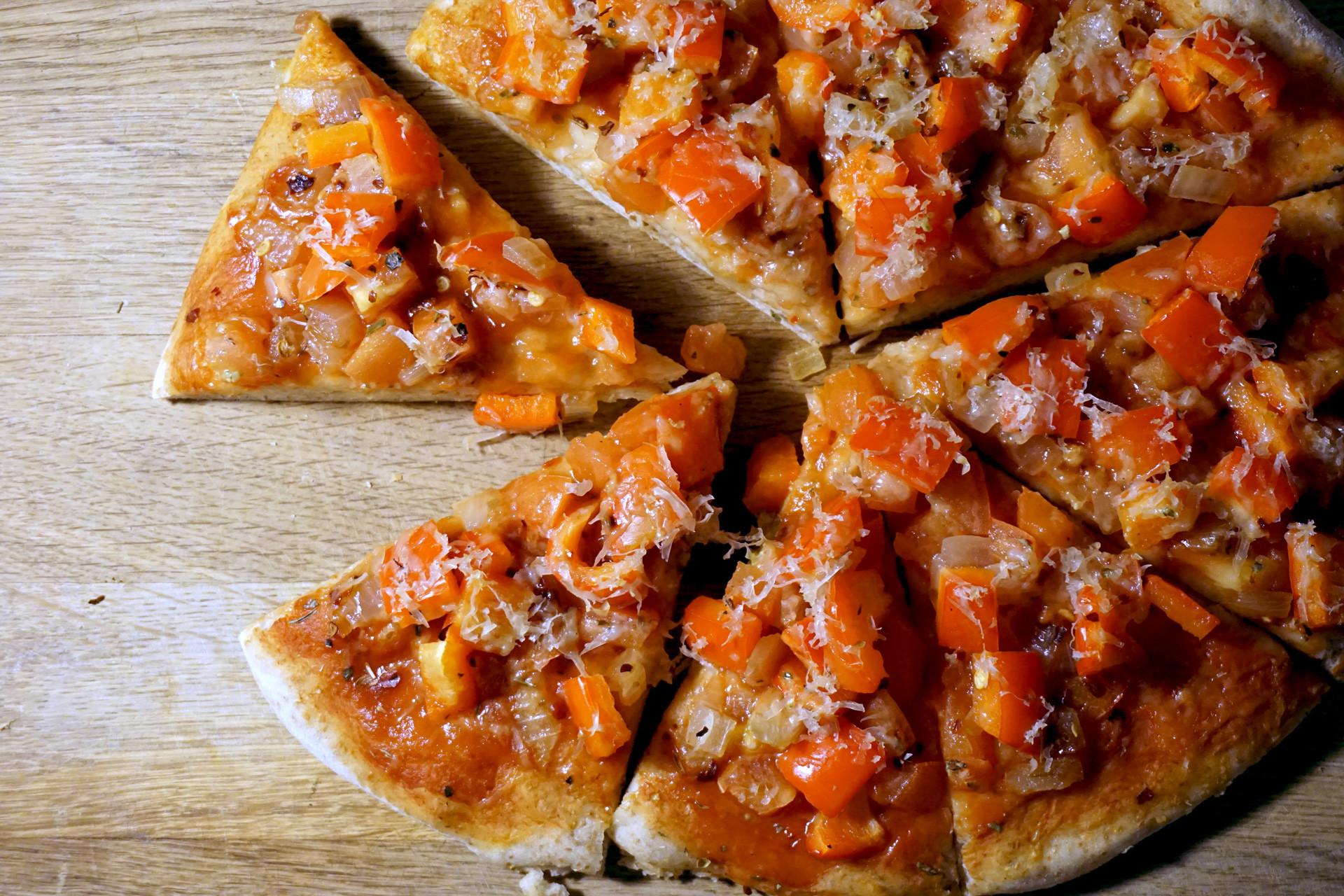 Red Tomato Pizza
 red pepper tomato pizza – pass the parsnips