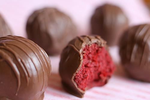 Red Velvet Cake Balls
 10 Delicious Cake Pop Recipes Food