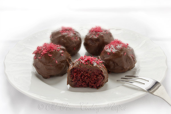 Red Velvet Cake Balls
 Red Velvet Cake Balls