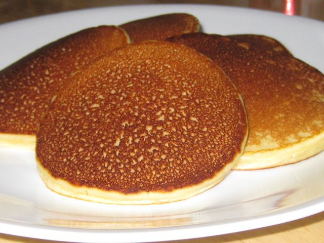 Rice Flour Pancakes
 Almond & Brown Rice Flour Pancakes