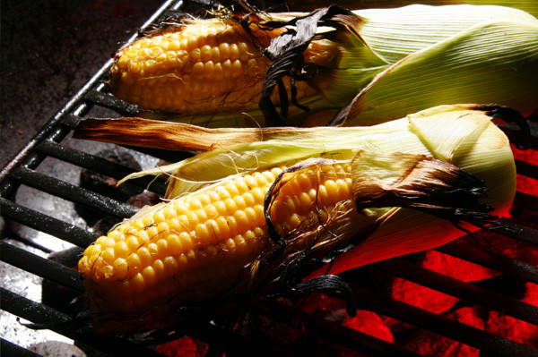 Roast Corn On Grill
 How to Roast Corn on the Grill