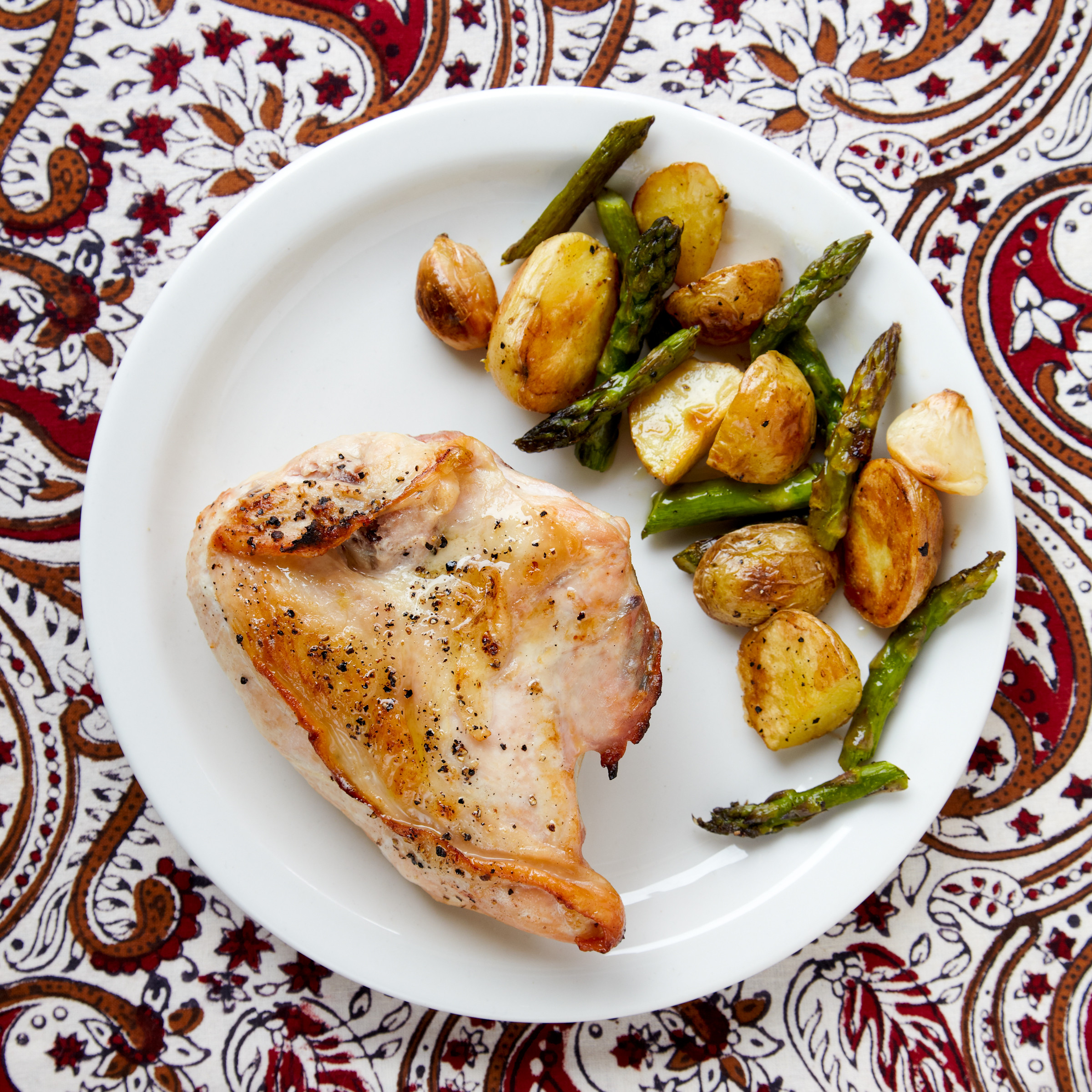 Roasted Chicken And Potatoes
 Roasted Chicken New Potatoes and Asparagus Recipe