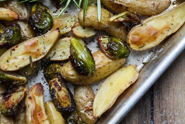 Roasted Potatoes And Brussel Sprouts
 Roasted Fingerling Potatoes and Brussels Sprouts with