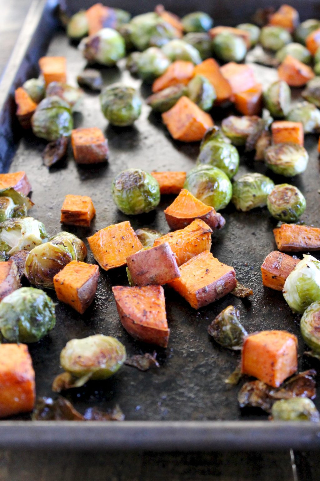 Roasted Potatoes And Brussel Sprouts
 Maple Roasted Brussels Sprouts and Sweet Potatoes Recipe