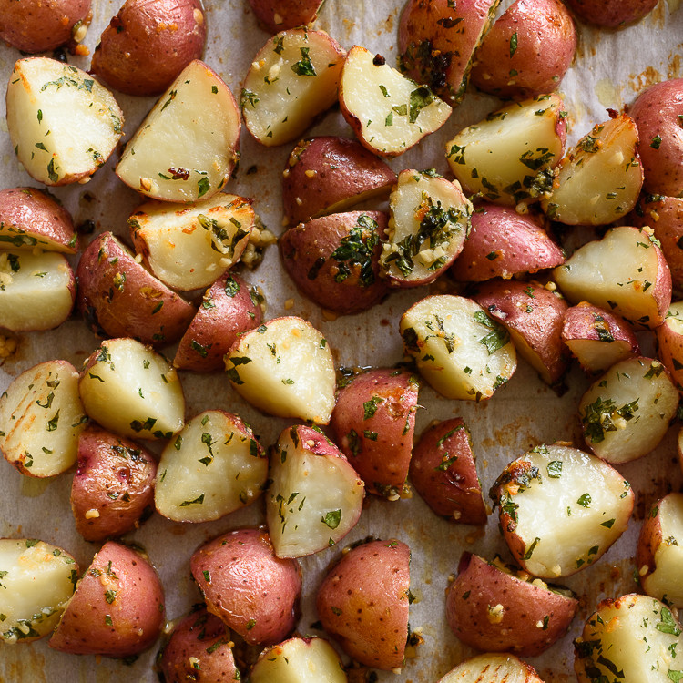Roasted Red Potatoes
 Crispy Garlic Parmesan Roasted Red Potatoes Fork Knife Swoon