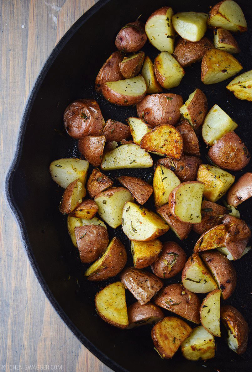 Roasted Red Potatoes Recipe
 Roasted Red Potatoes with Garlic and Rosemary Recipe