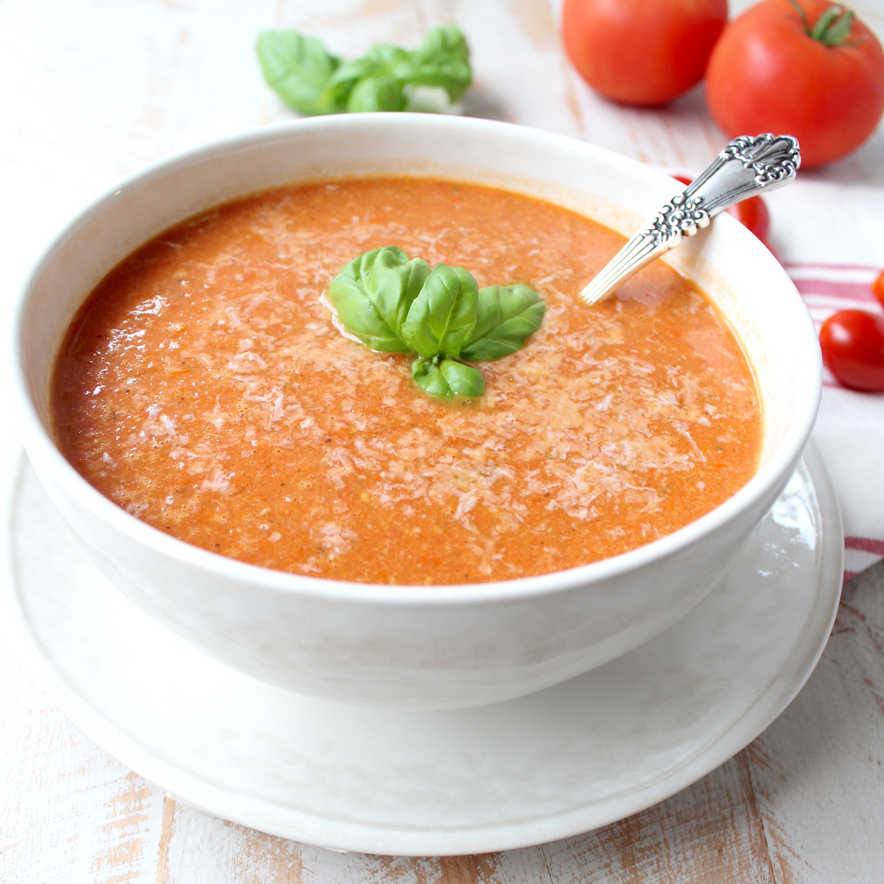 Roasted Tomato Soup Recipe
 Easy Roasted Tomato Soup Recipe WhitneyBond