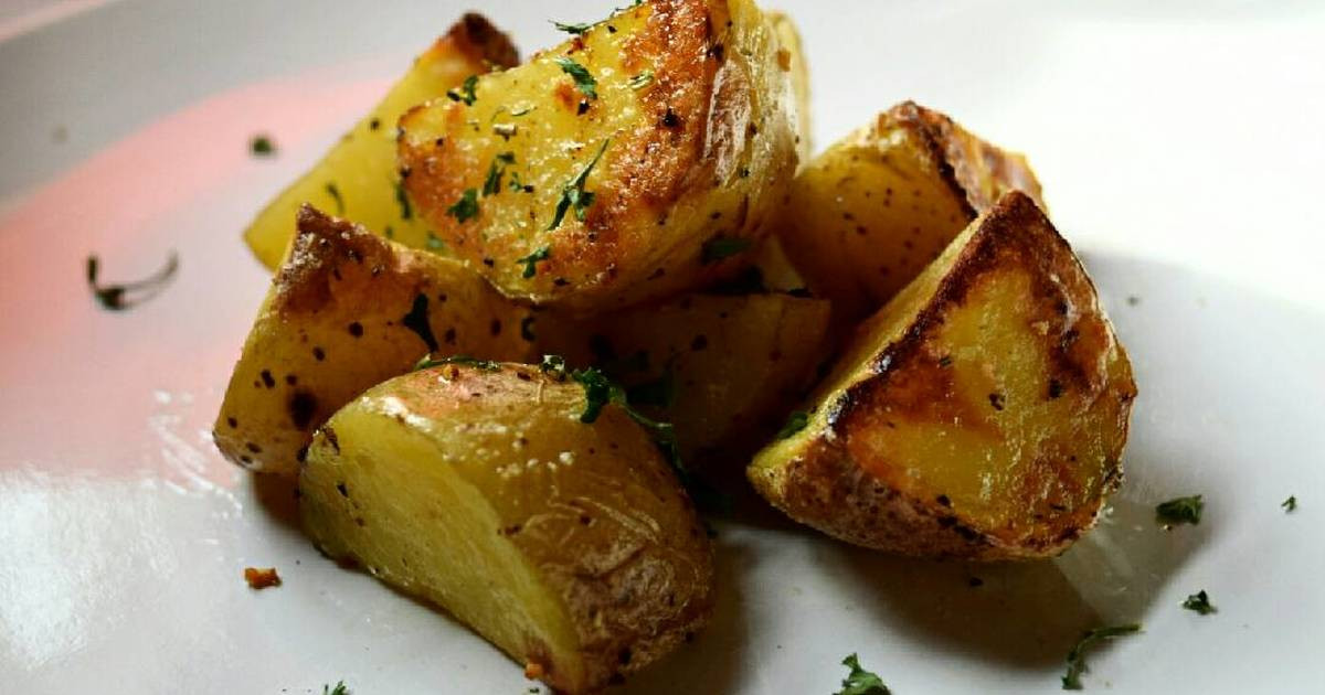 Roasted Yellow Potatoes
 Roasted Yellow Potatoes Recipe by chefliv Cookpad